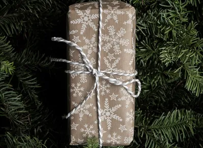 Spread Holiday Cheer with These Colleague Wishes and Quotes!