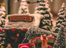 Spread Joy This Holiday Season: 50 Heartwarming Wishes to Share with Your Best Friends 🎉🎄🎁