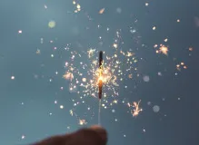 🎉 Funny Holiday Wishes: Hilarious Quotes to Make You LOL! 🤣