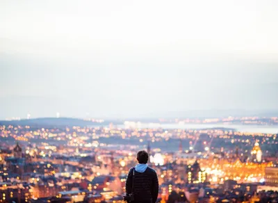 Spread Joy This Holiday Season with These Heartfelt Wishes and Phrases 🎄🎁