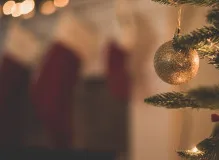 Spread Cheer This Holiday Season with These Heartfelt Wishes and Messages 🎁❤️