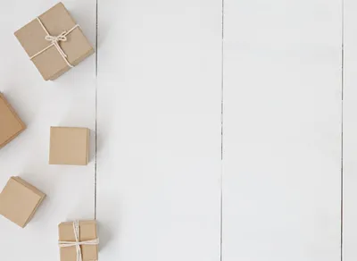 Spread the Cheer with Hilarious Holiday Greetings! 🎅🏻🤣