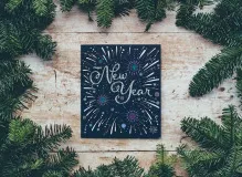 Spread Joy This Season with Heartwarming Holiday Wishes for Your Closest Friends 🎁❤️