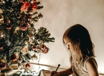 Spread the Joy with these Hilarious Holiday Wishes 😂🎉