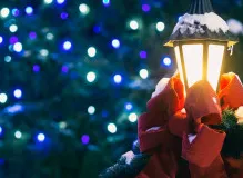 Spread Joy with Heartwarming Holiday Wishes & Sayings